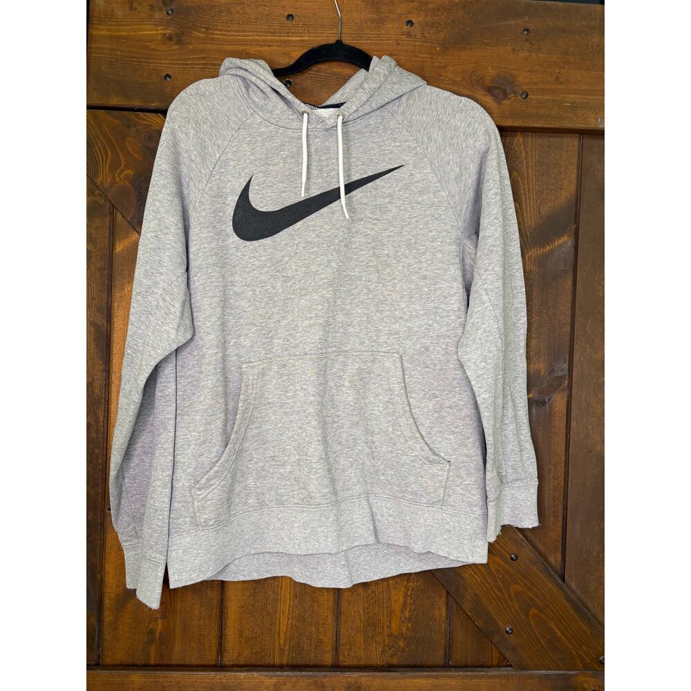 Nike men’s medium grey pullover hoodie